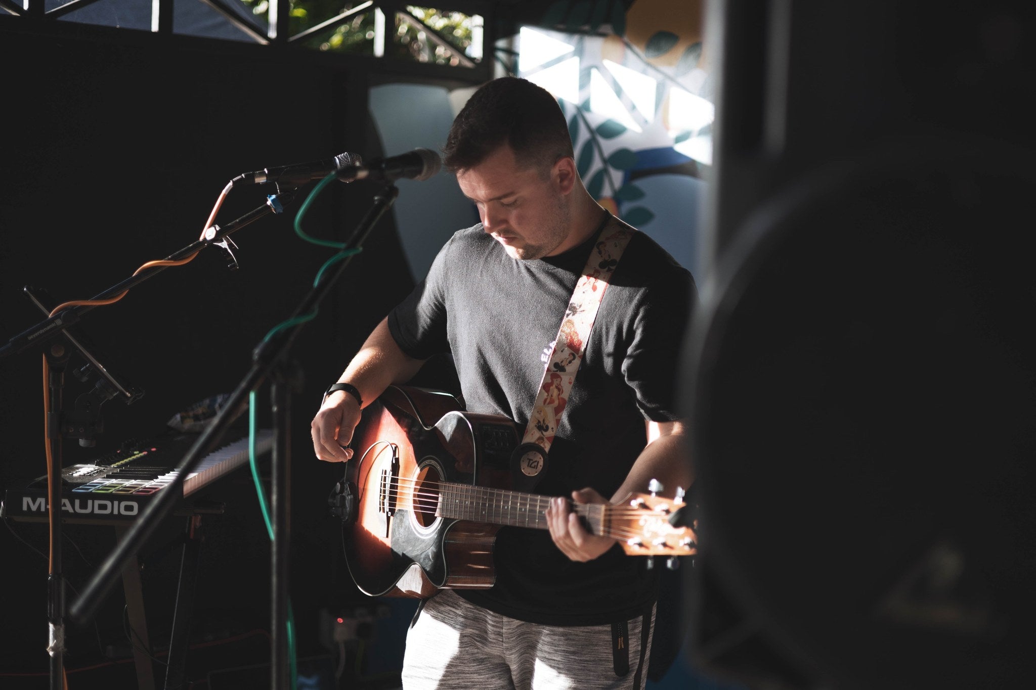 Dave Rogers LIVE! – Macknade